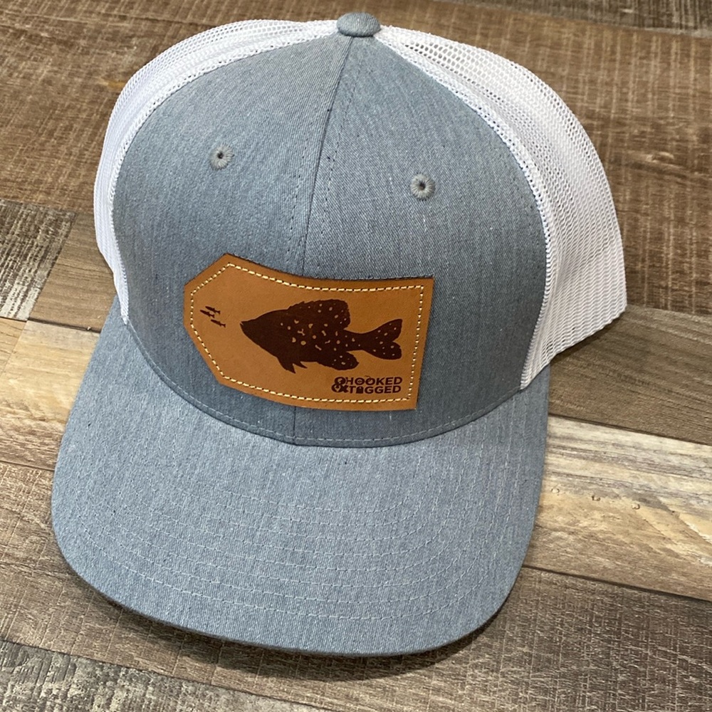Hooked & tagged hat